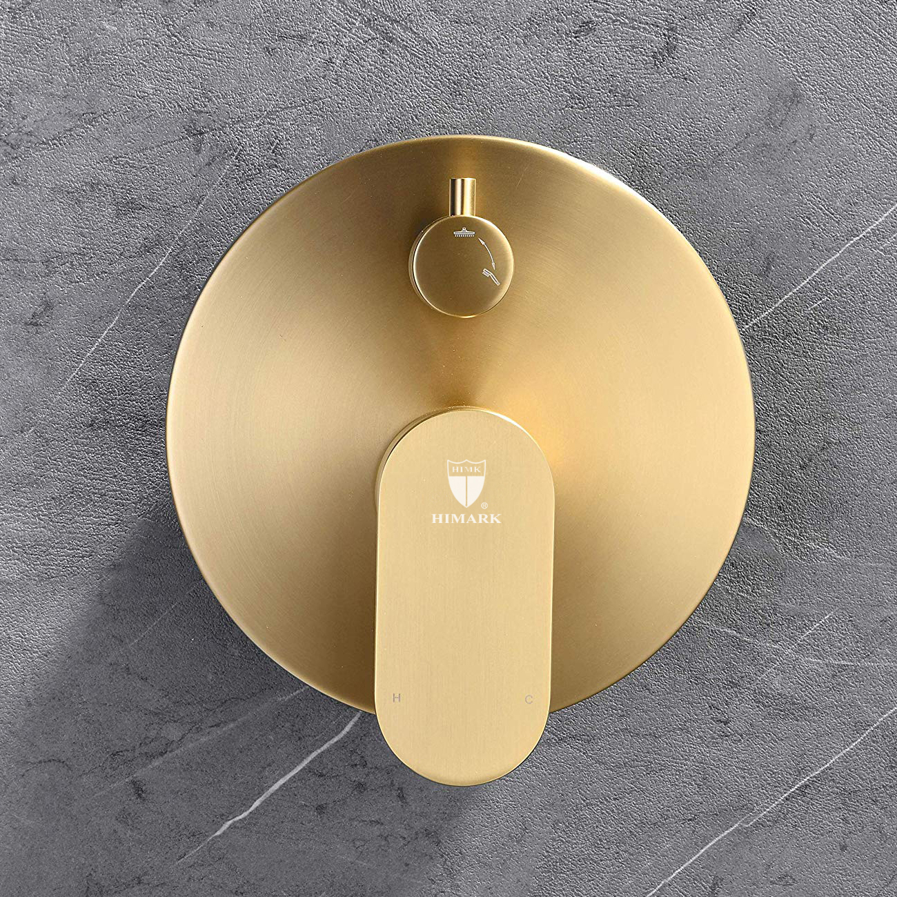 Brushed gold finish——combines minimalist and ultimate taste with a ...